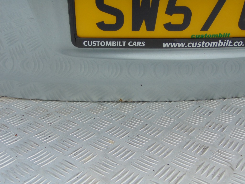 фото №3, Toyota avensis t25 кришка багажника задня задня kombi 03-