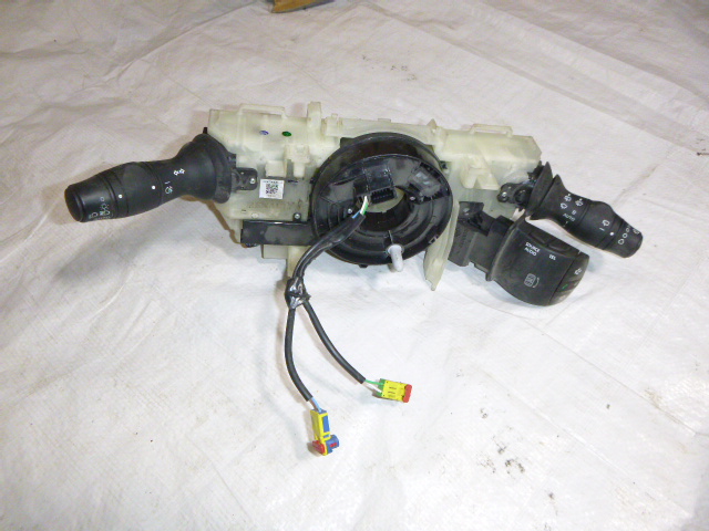 фото №1, Переключатель комбинированный renault megane iii