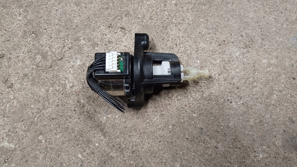 фото №1, Ford puma mk2 моторчик регулировки лампы