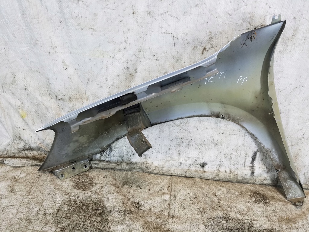 фото №9, Крыло перед правый skoda yeti kod la7w