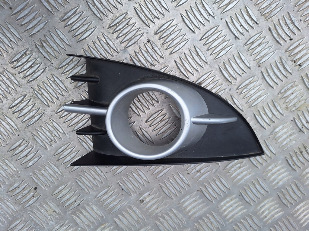 фото №1, Решітка бампера правий перед renault scenic ii lift