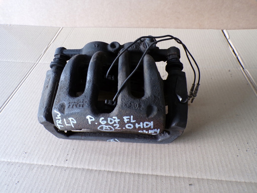 фото №1, Peugeot 607 lift 2.0 hdi суппорт левый перед trw