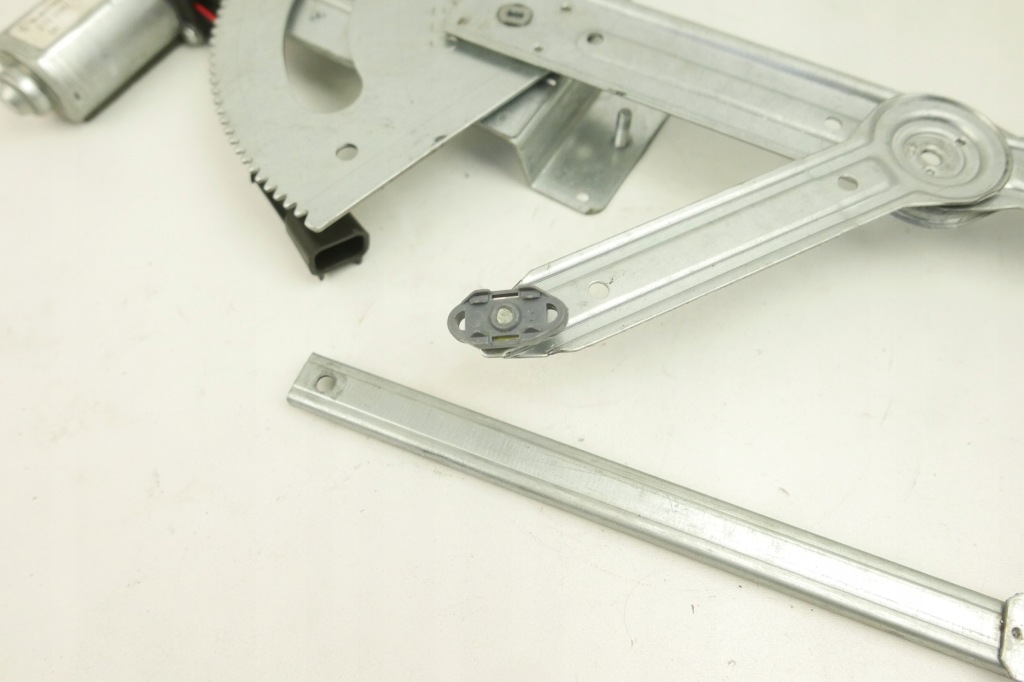 Подъемник стекло opel p. vectra b le. Оригинал