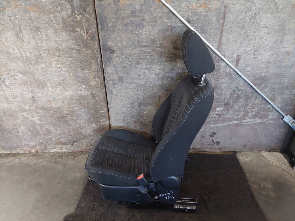 фото №9, Сидіння комплект лівий правий заднє сидіння задня mazda 2 de 5d 07-10r europa