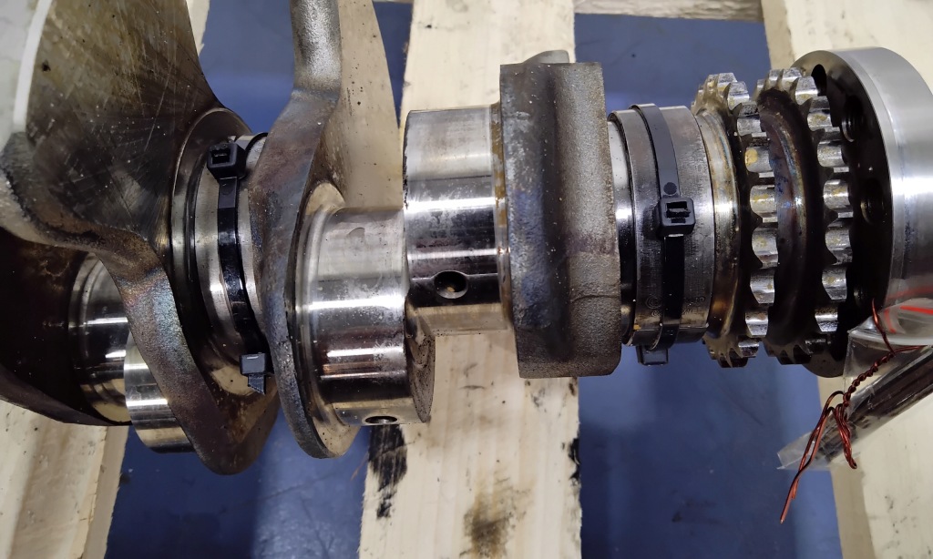 Audi a6 c6 2.4 bdw v6 177km wał коленчатый 06eg Оригинал