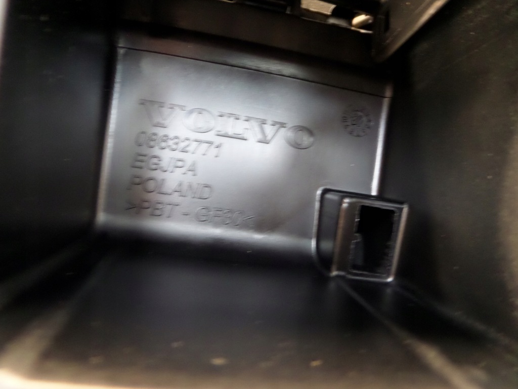 фото №7, Volvo оригинальный номер 08632771 туннель средний