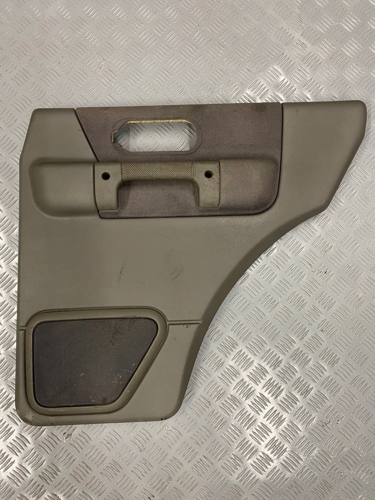 фото №1, Обшивка правий задня land rover discovery ii