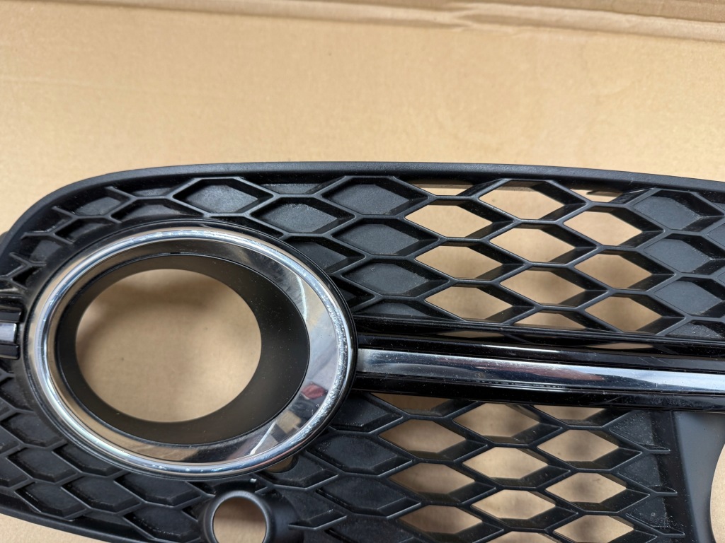 фото №9, Решётка бампера правая перед q5 8r0 f-l s-line sq5 12-16 8r0807682q na радар