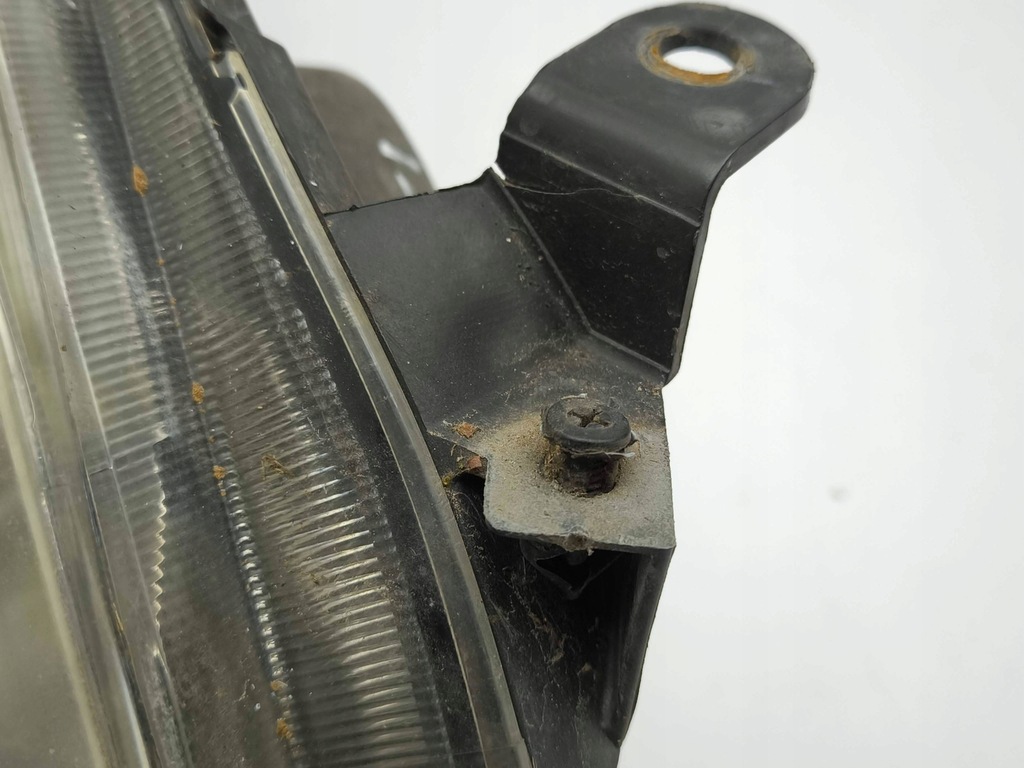 фото №10, Toyota corolla verso ar10 2007 права сторона лампи передні