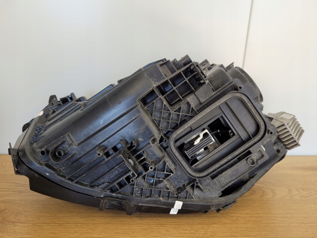 Лампа передня права фара правий mercedes eqa eqb w243 a2439062801kz Зі Шроту