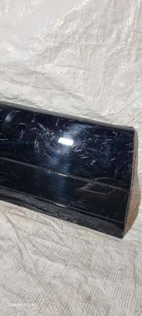 фото №10, Молдинг дверь левая перед land rover range rover velar l560