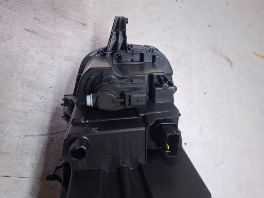 Citroen c3 3 рестайлинг  21- левый перед левая фара full led хорошее состояние cała европа  wlkp в Украине