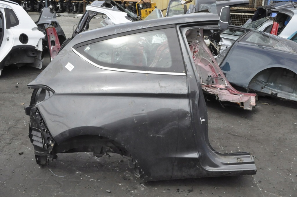 фото №1, Fiesta mk8 чверть крила правий задня задній 3d