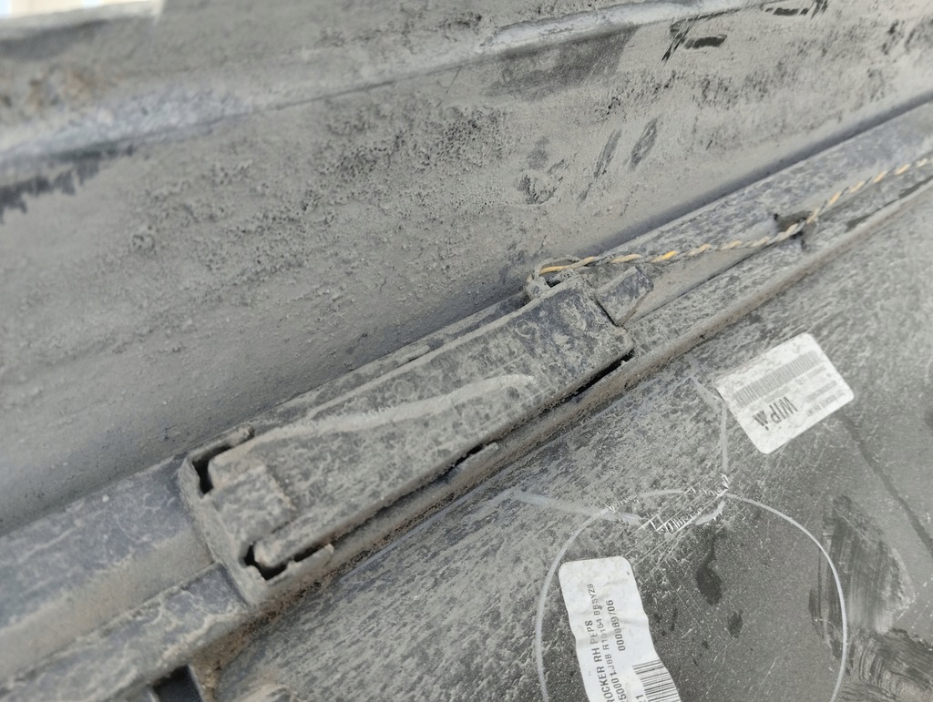 фото №8, Mustang mach e молдинг поріг ліва права