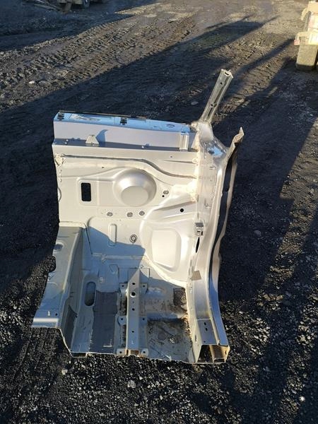 фото №2, Чверть лонжерон правий перед renault espace v