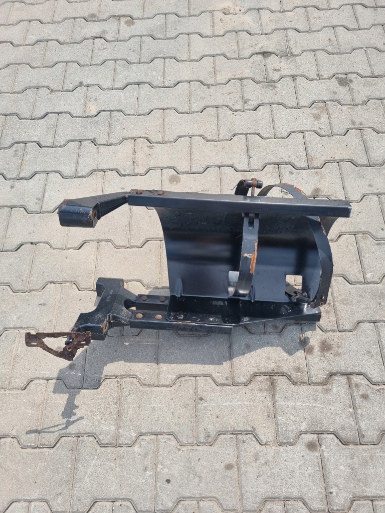 фото №1, Кронштейн кронштейн бака воздуха volvo fe renault premium lander dxi