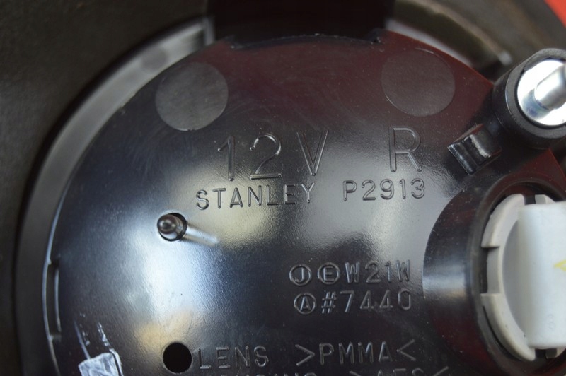 фото №7, Лампа права задня задня p2913r mazda 3 1 i bk 5d hb lift 06-09