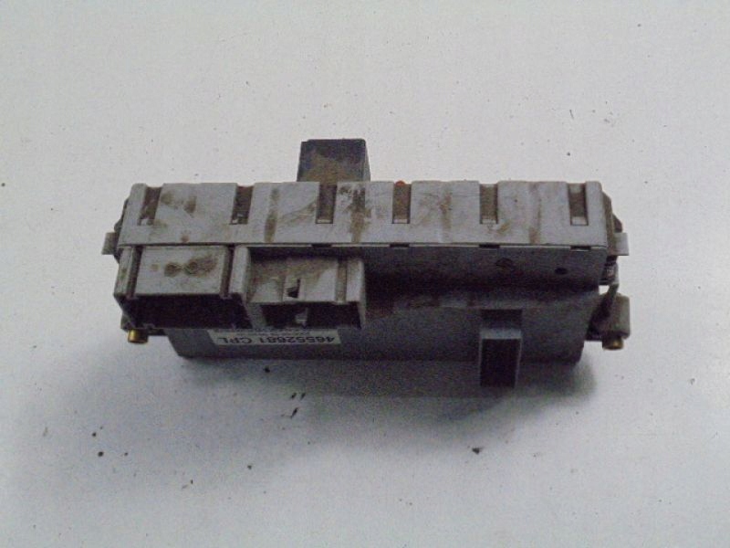 фото №7, Fiat punto ii 188 99-03 коробка запобіжників 46795988npl 46552681cpl