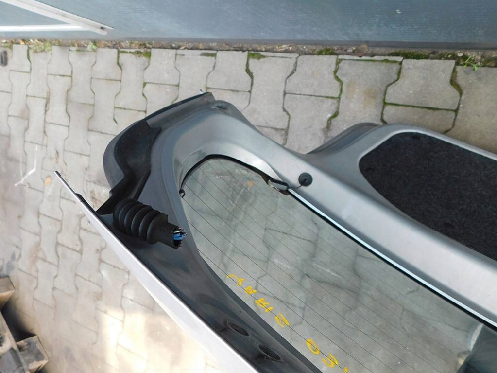 фото №12, Toyota yaris i 1.4 d 03r 5d крышка багажника задняя задняя