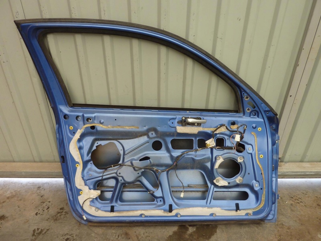 фото №13, Дверь alfa romeo 147 3d 00-10r. левая передние 203b