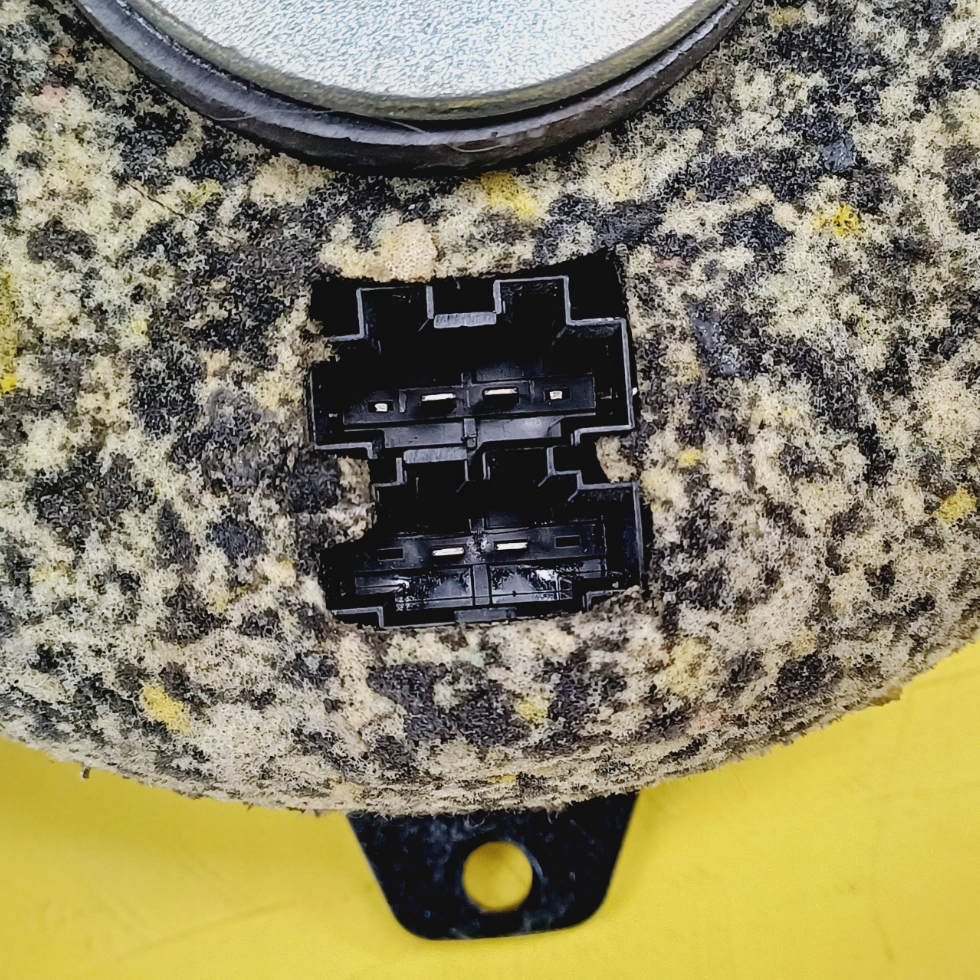 Динамик правый левый перед bmw 3 e46 65.13-8368233a nr991 с Разборки