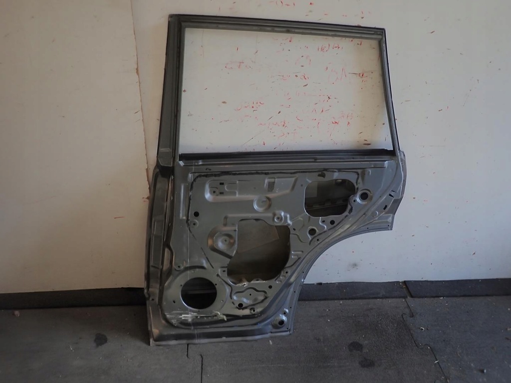 фото №7, Дверь задняя задние правое suzuki grand vitara ii 05-14