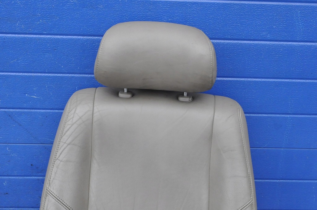 фото №5, Toyota tundra i 2006 сиденья заднее сиденье кожа