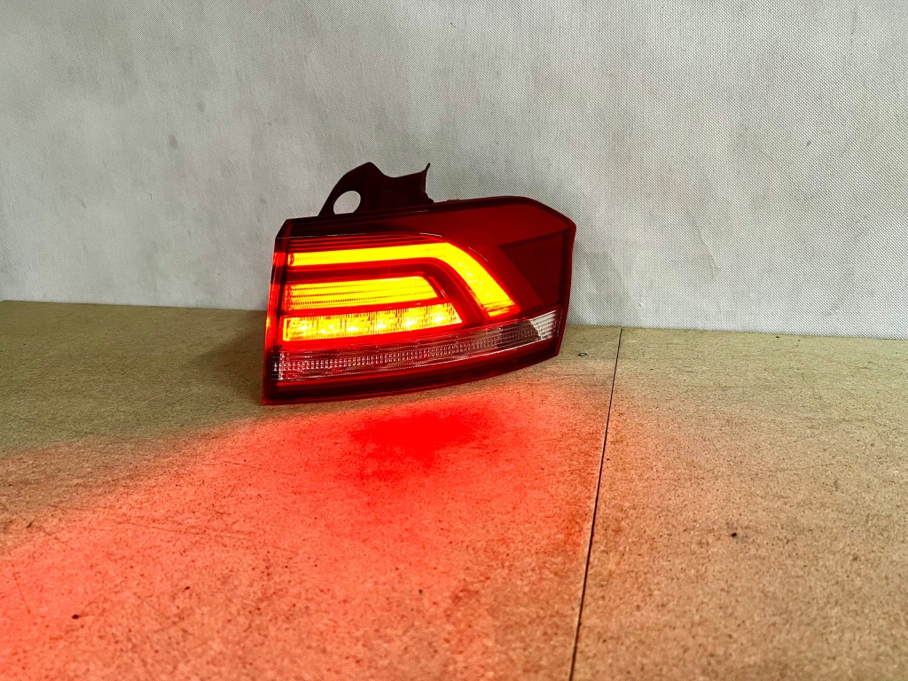 фото №1, Vw passat b8 kombi лампа задня права led 14-19r 3g9945096d