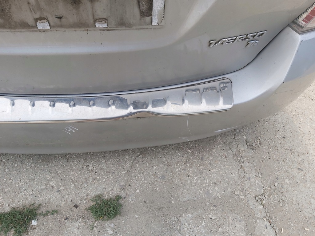 фото №7, Toyota verso задняя крышка багажника крыло бампер лампа pas