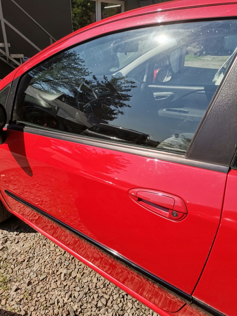 фото №1, Дверь левая перед lak. 176/a punto evo 2011