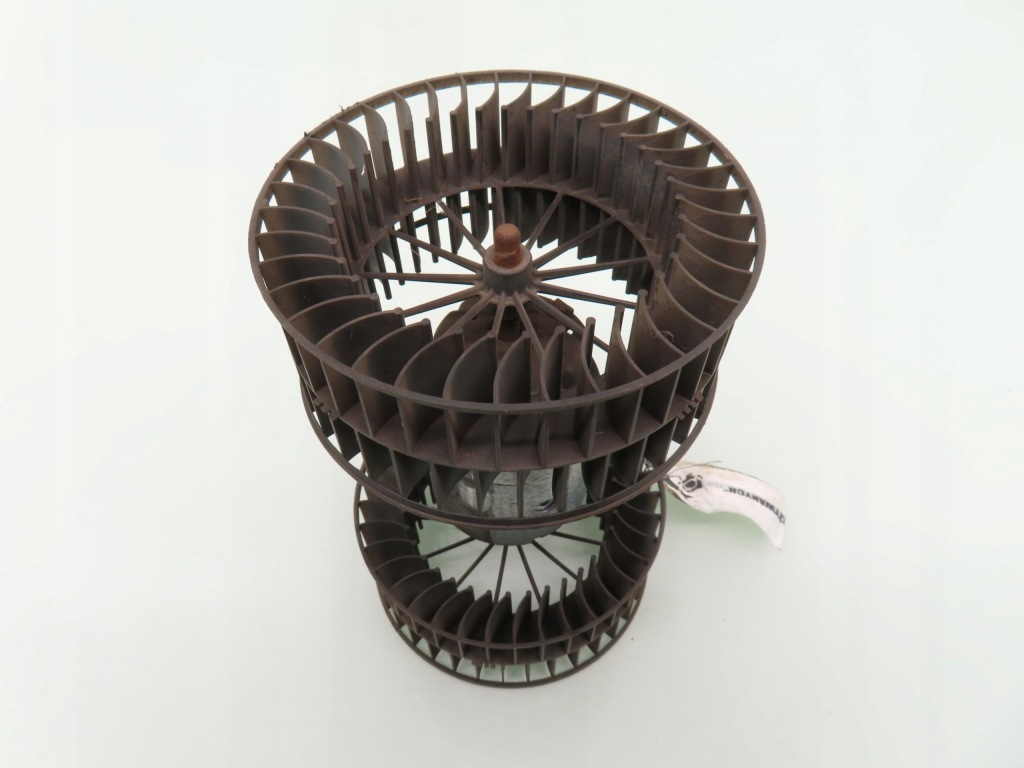 Воздуходувка bmw e34 8390935 0130111032 Недорого