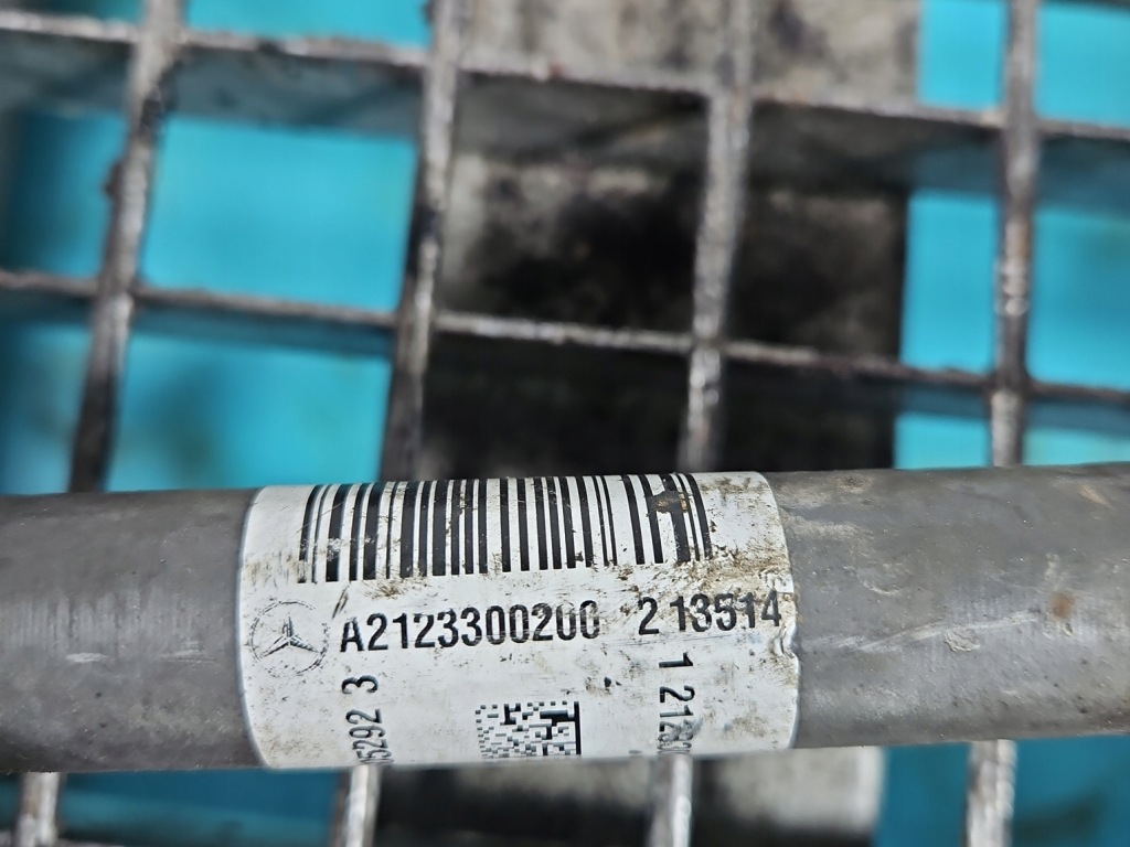 фото №4, Приводной вал перед правая mercedes cls ii c218 w218 10- 4.7 v8 автоматическая коробка передач 4matic