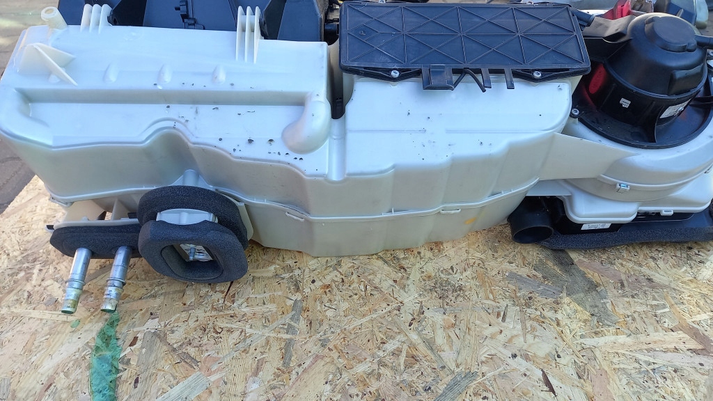 фото №11, Обігрівач volvo v70 ii lift 05r 30661705