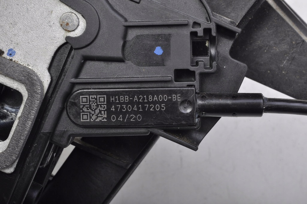 фото №4, Ford fiesta mk8 замок двері лівий задня 6 pin