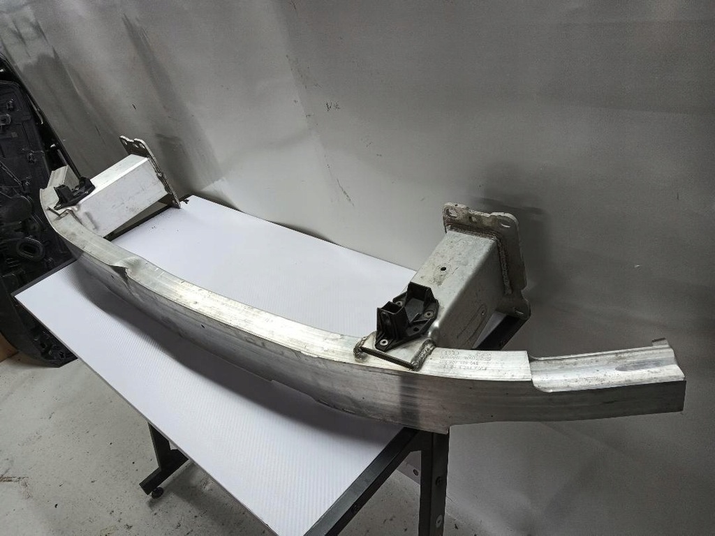 фото №8, Усилитель балка перед передняя audi a6 c8 4k0807109