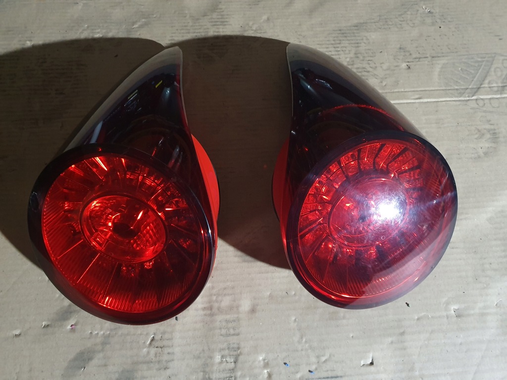 фото №1, Комплект лампа задних ferrari california