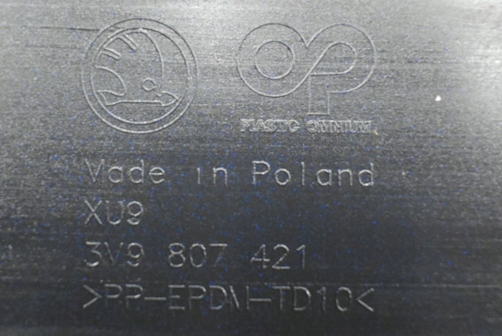 Skoda superb iii 3v9 бампер задняя задний kombi org + dół Киев