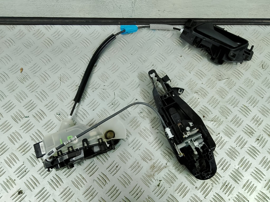 фото №1, Toyota proace peugeot partner k9 2023 замок дверь левый перед 16943580