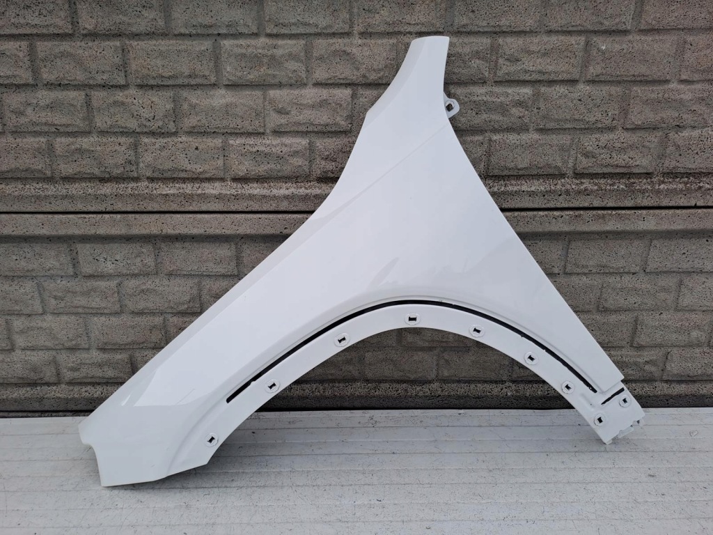 фото №1, Mercedes glb 247 x247 крыло левый передний оригинал