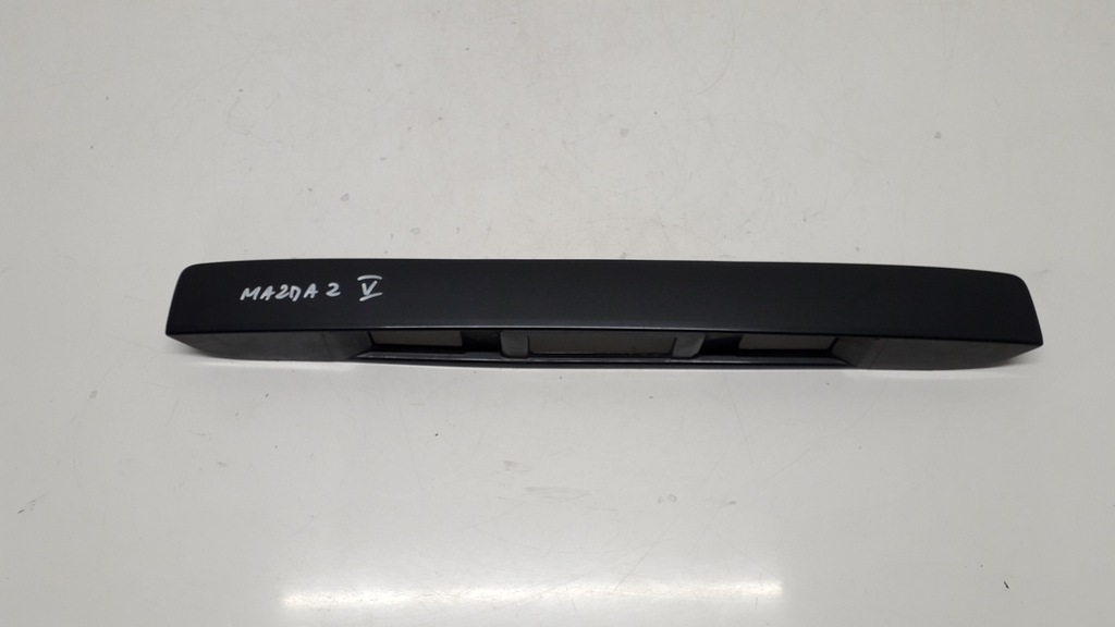 фото №9, Mazda 2 02-07 накладка молдинг кришки задня