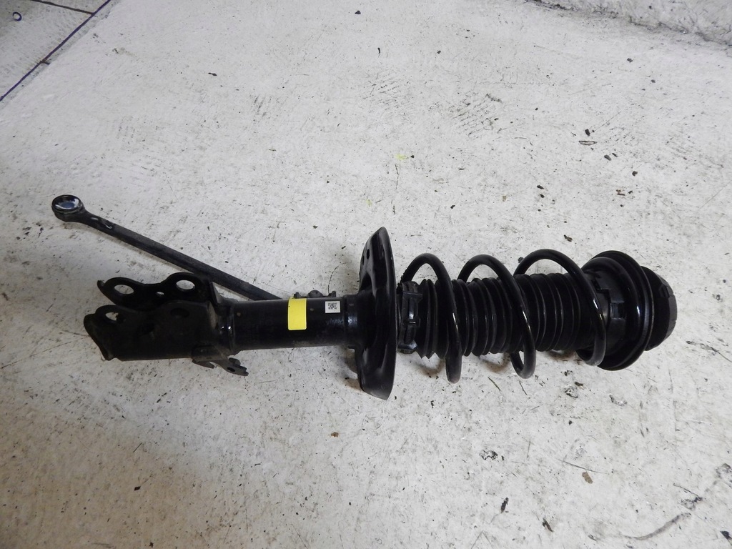фото №1, Амортизатор правый toyota yaris iv 20-24