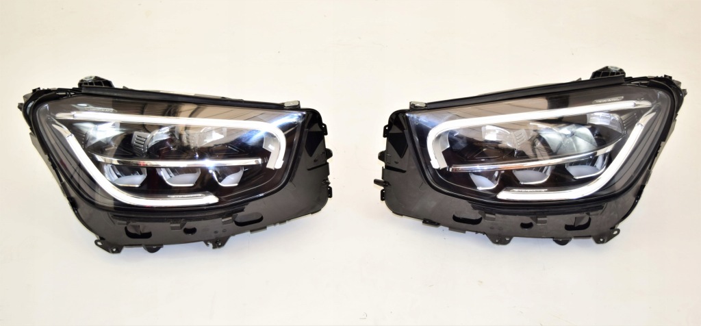 Mercedes glc w253 рестайлінг  фара led high performance права Доставка