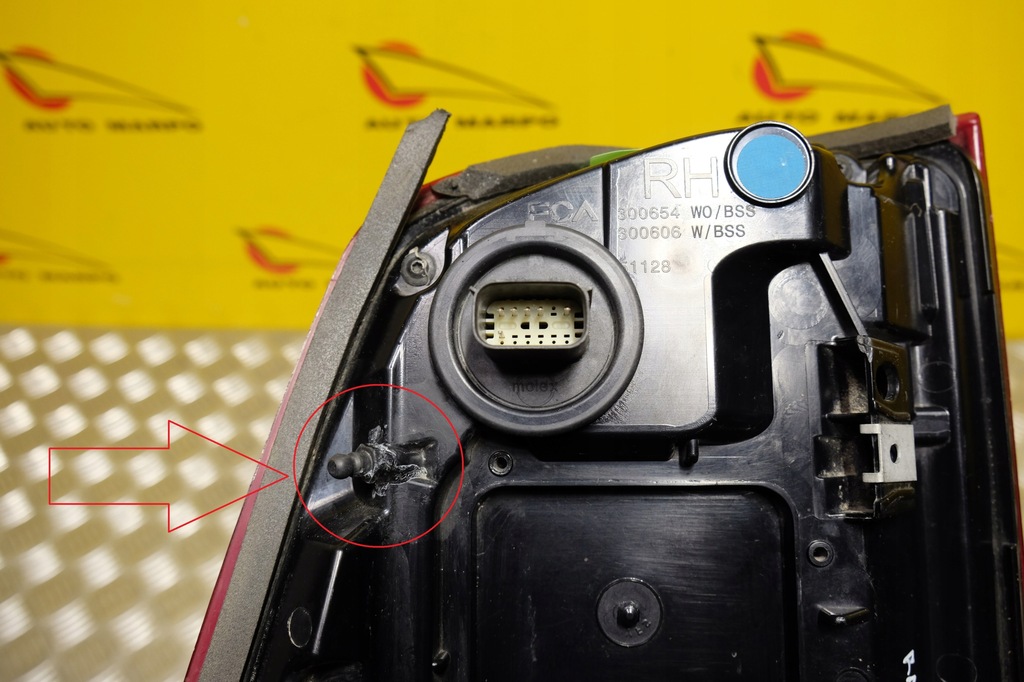 фото №9, Dodge ram 1500 2019- лампа задня led права usa