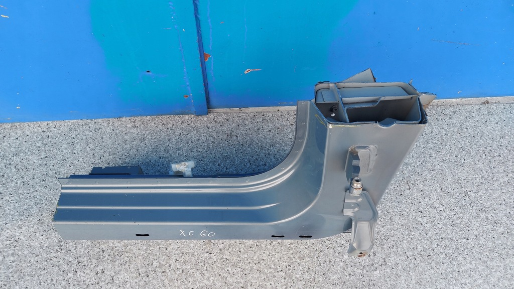 фото №1, Volvo xc60 i порог правый перед