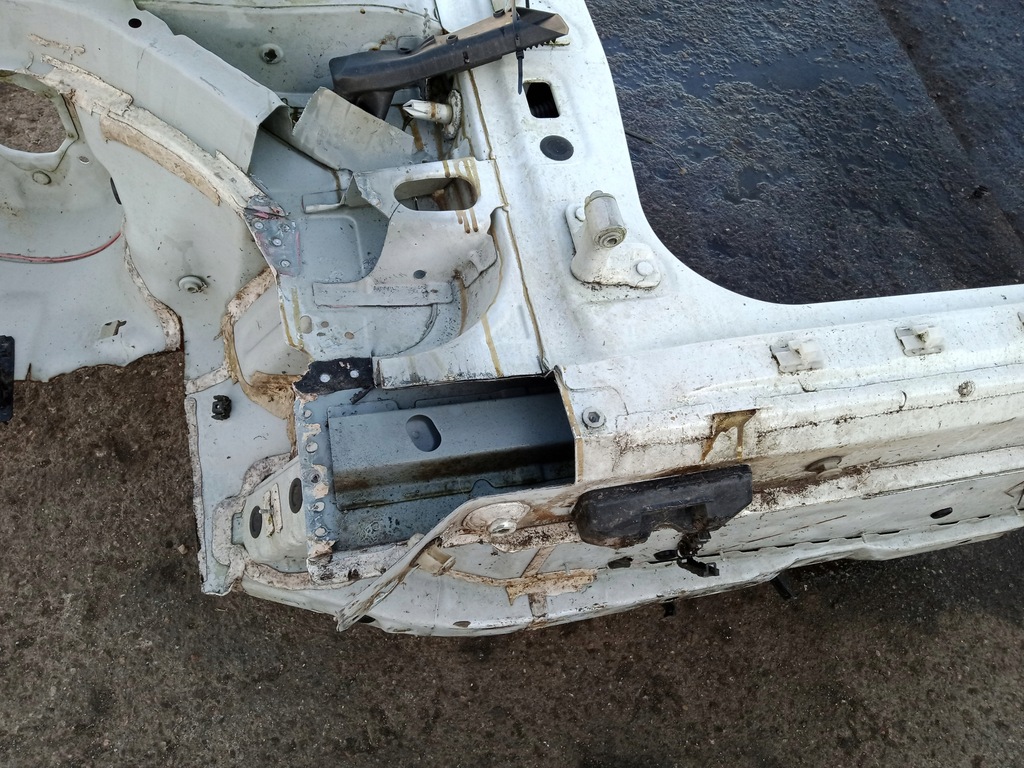 фото №10, Mercedes cls 2 ii c218 x218 10-18 чверть ліва перед - підкрилок поріг лівий