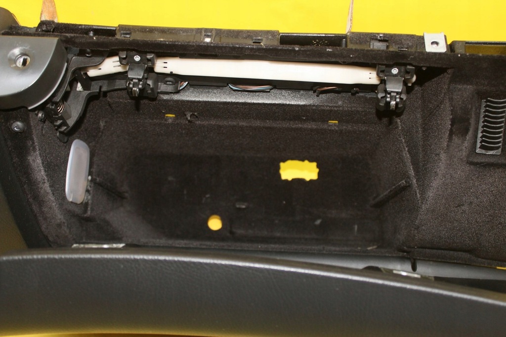 фото №6, Shcowek пассажира mercedes w211 a2118601305