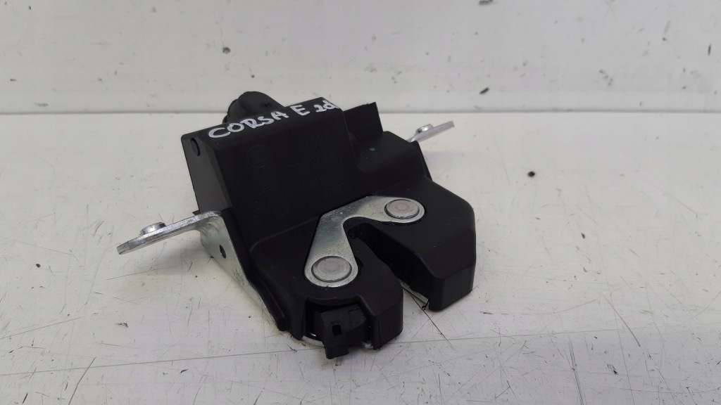 фото №1, Замок кришки 39021416 opel corsa e