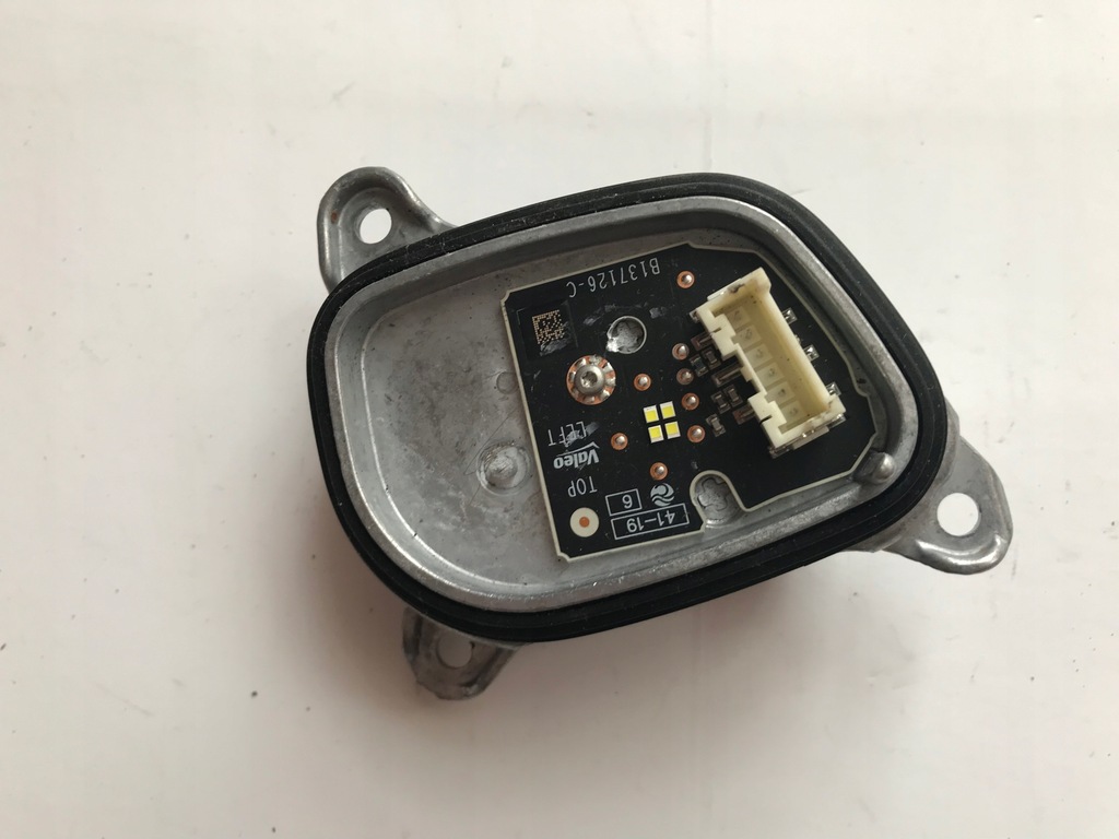 фото №2, Преобразователь модуль led 90157099 vw golf viii