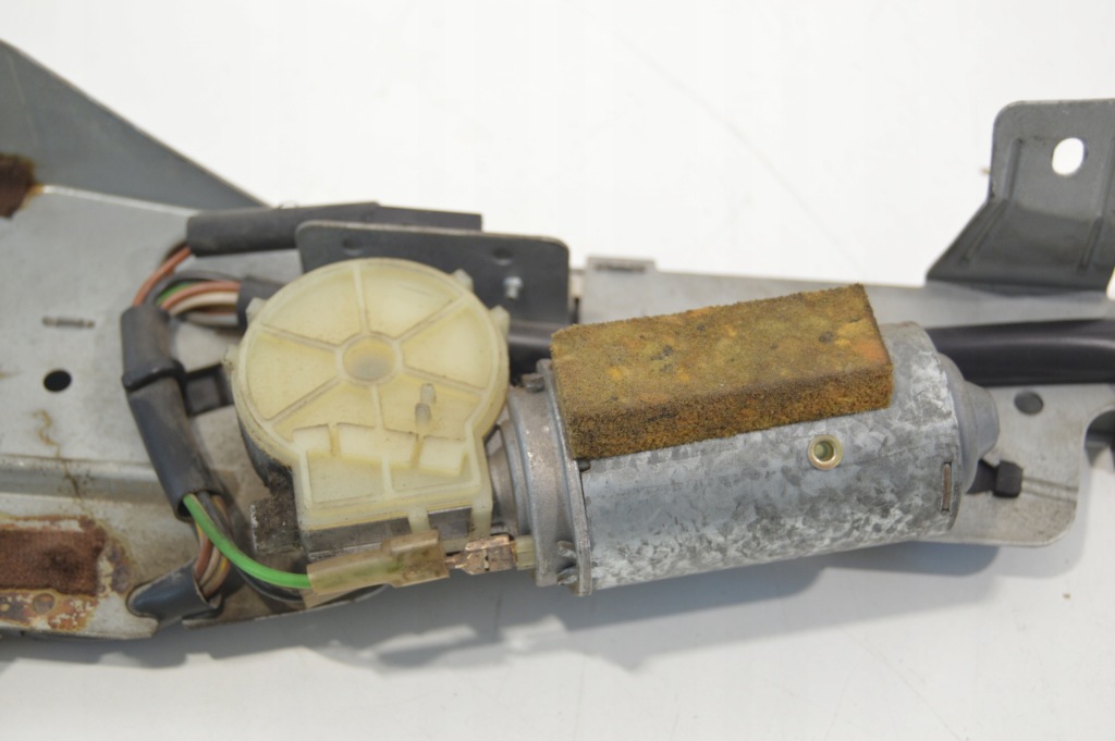 Podajnik поперечина лівий mercedes w140 s klasa c140 cl купе 1408600182 Доставка