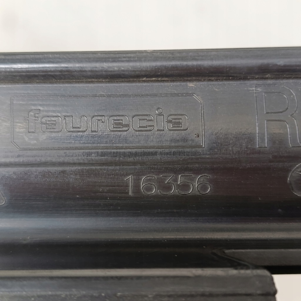 фото №7, Audi a5 lift 8t решітка бампера права передня перед 8t0807682h